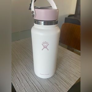 Hydro Flask Juneberry 32oz Whole Foods Limited Edition